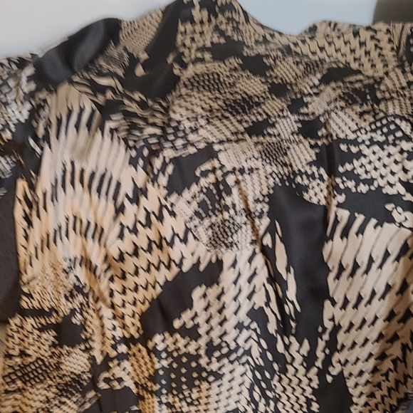 Per se Silk Top - Picture 4 of 4